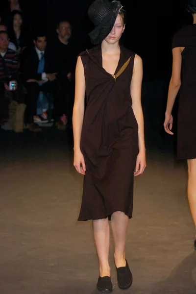Look 17